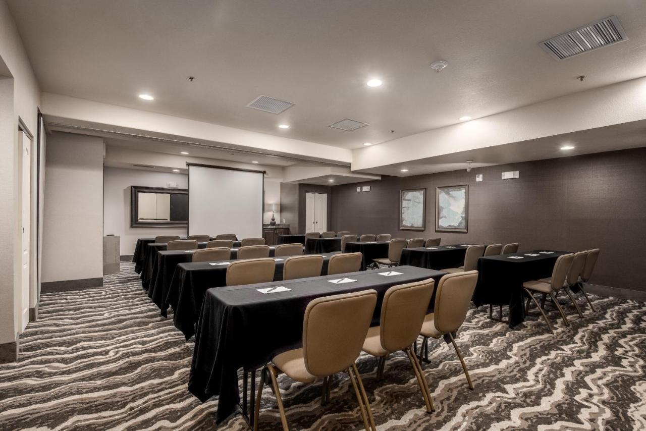 Hotel Staybridge Salt Lake-west Valley By Ihg 3*