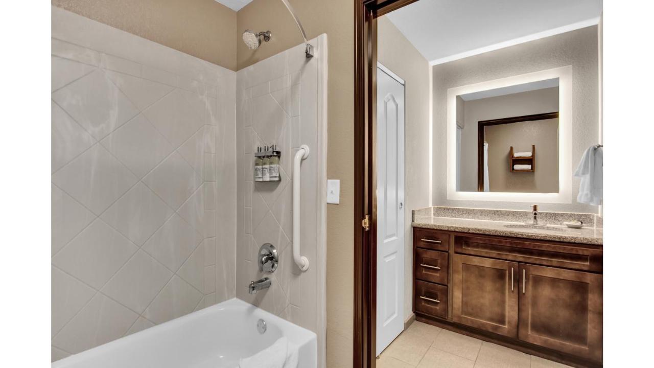 Staybridge Salt Lake-west Valley By Ihg 3*